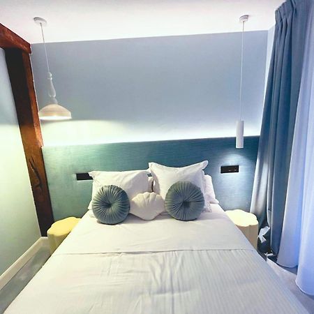 Lemon Suites Santander Exterior photo