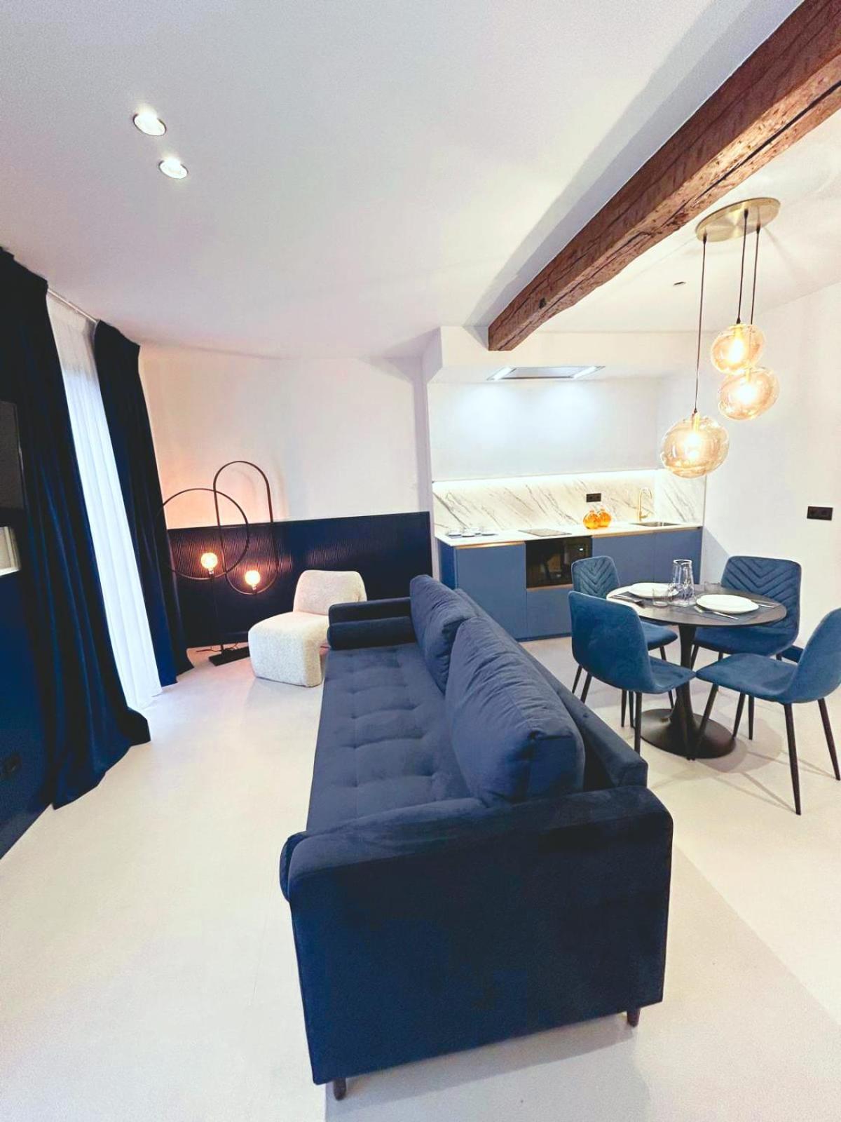 Lemon Suites Santander Room photo