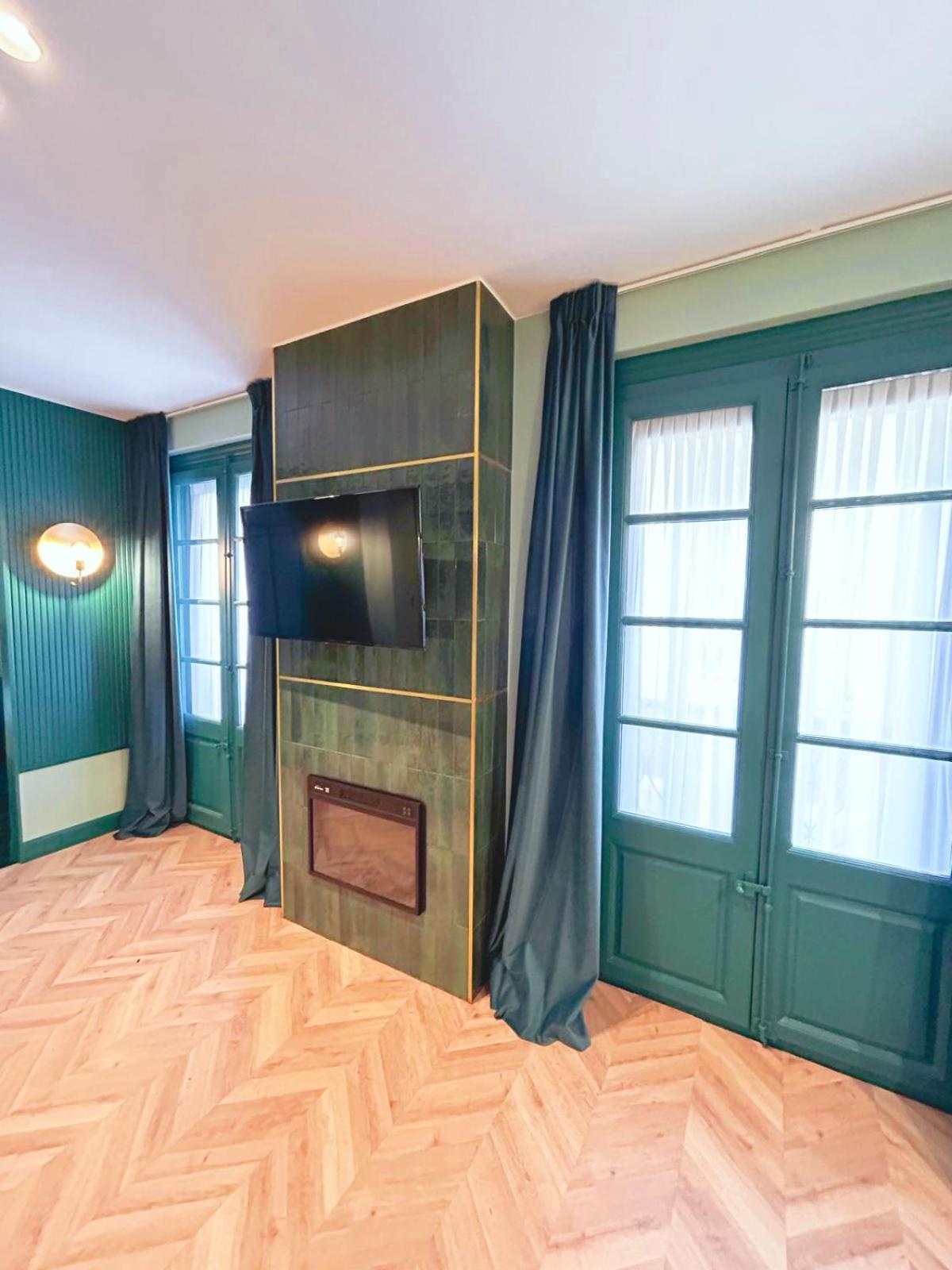 Lemon Suites Santander Room photo