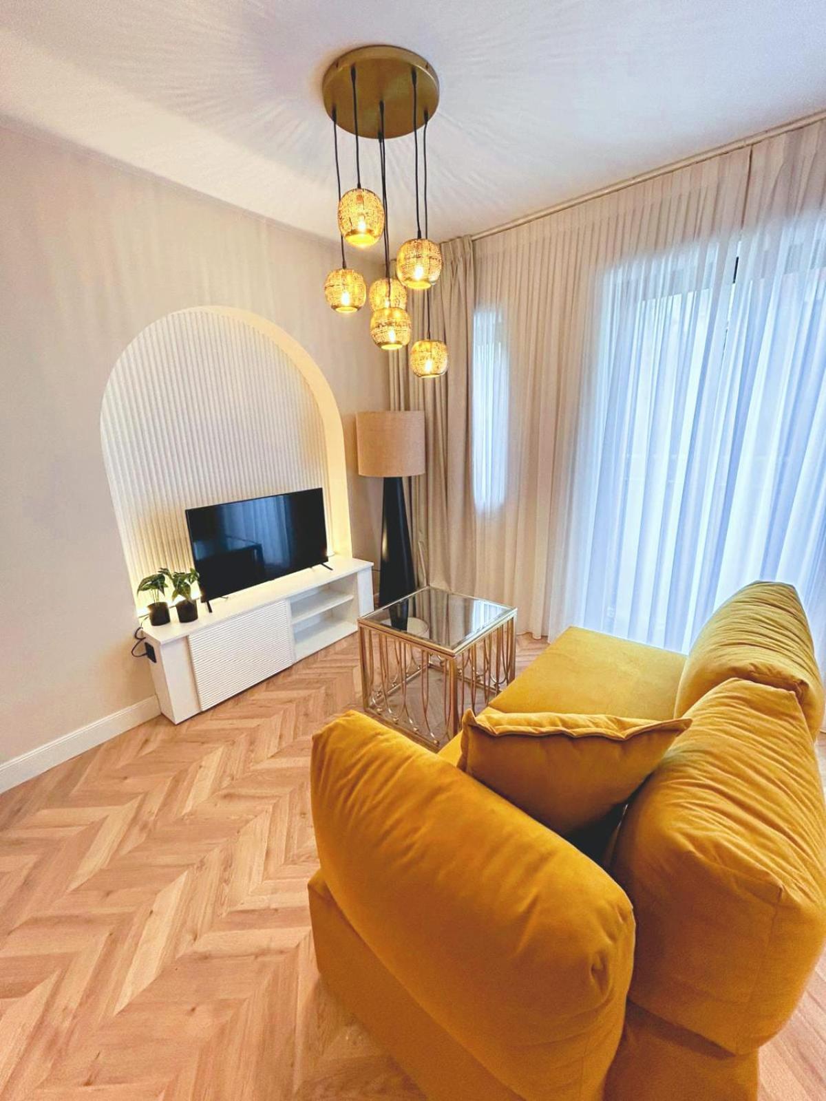 Lemon Suites Santander Room photo