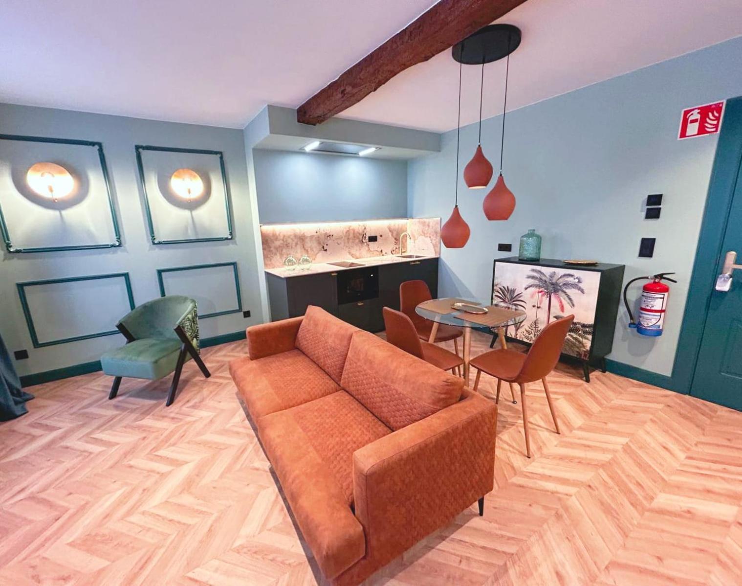 Lemon Suites Santander Room photo