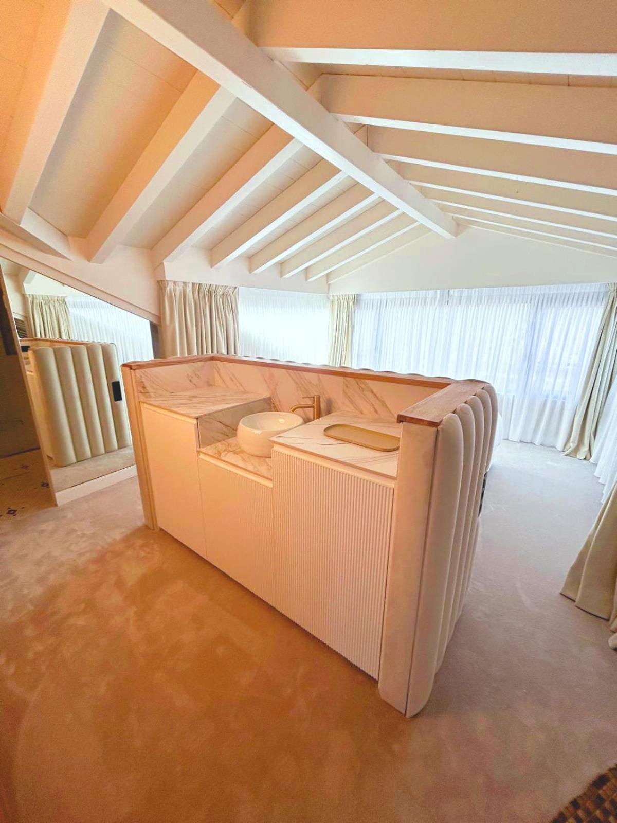 Lemon Suites Santander Exterior photo