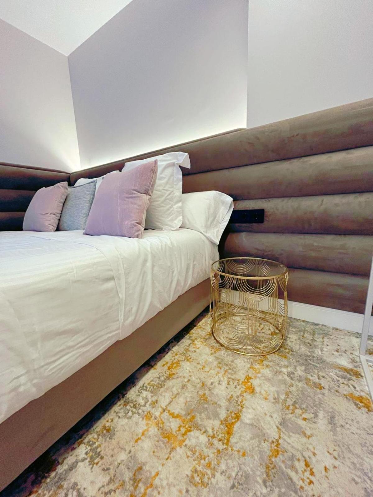 Lemon Suites Santander Exterior photo